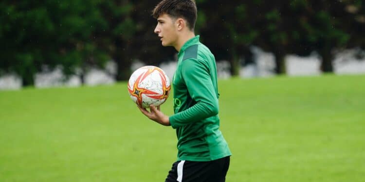 Apuesta total del Barça por Pablo Torre, pesadilla del Rayo en Santander