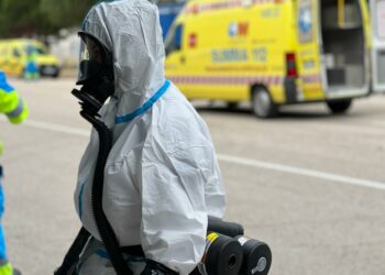 Espectacular simulacro por escape de ácido clorhídrico en la Planta de Tratamiento del Canal de Isabel II