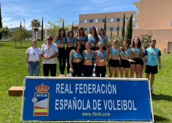 El equipo femenino del Club de Voley Playa de Majadahonda, campeón de la Liga Nacional