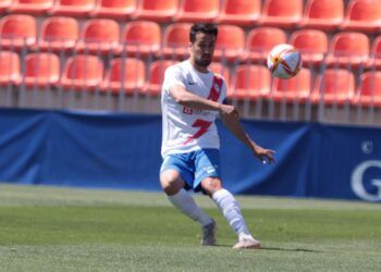 El Rayo se engancha al tren de cabeza