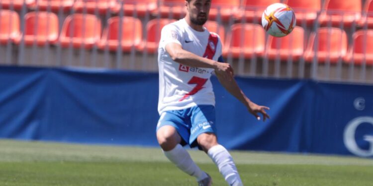 El Rayo se engancha al tren de cabeza