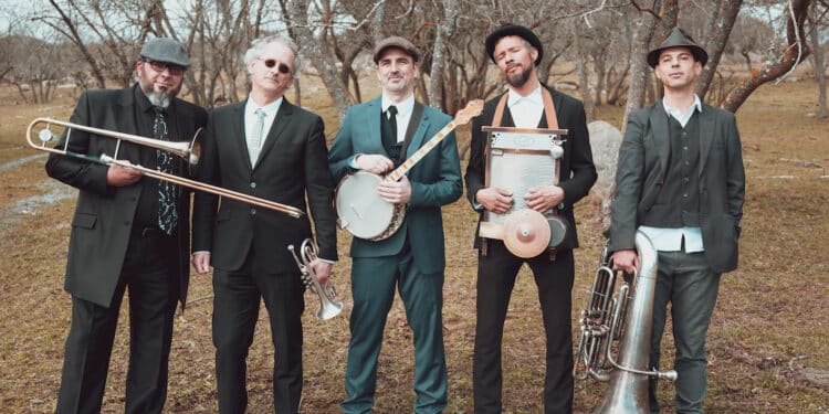 Barba Dixie Band: “La calle como escenario no tiene comparación”