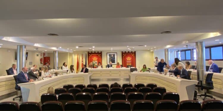 El Pleno aprueba la compra del edificio de la Seguridad Social para convertirlo en la segunda biblioteca municipal