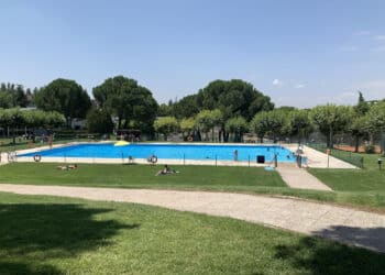 Hoy sábado abre la piscina  municipal de verano