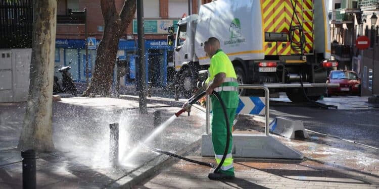 Boadilla dejará sus calles relucientes en verano