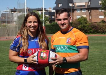 Juan y Marta, capitanes y pareja con el oval