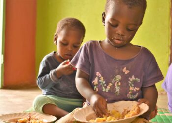 Babies Uganda, emprendimiento solidario en Uganda desde Boadilla del Monte