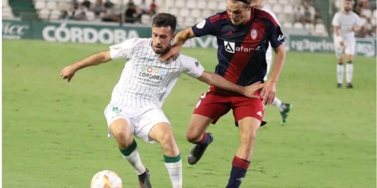 El Rayo no levanta cabeza y vuelve a pinchar en Córdoba