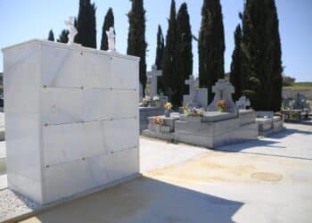 Boadilla celebra la Misa de Todos los Santos en el Cementerio Municipal