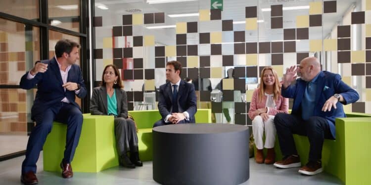 Becas para alumnos con buen expediente que quieran estudiar FP en el centro PRO2 de Las Rozas
