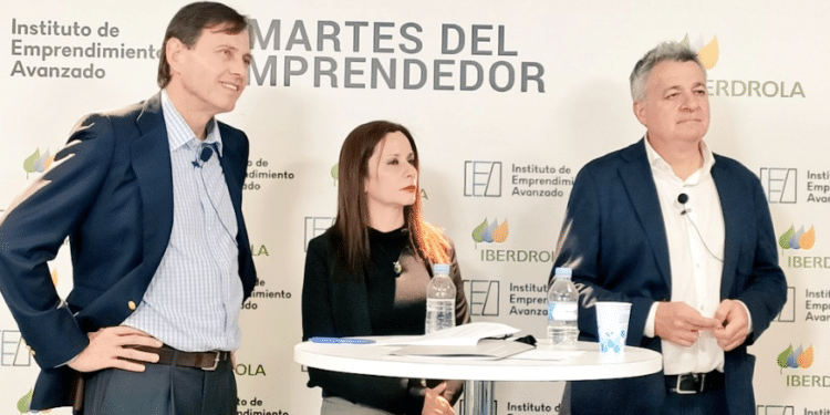 El Instituto de Emprendimiento Avanzado aterriza en Colombia