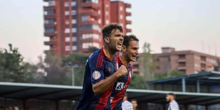 El Rayo toma aire a costa del colista