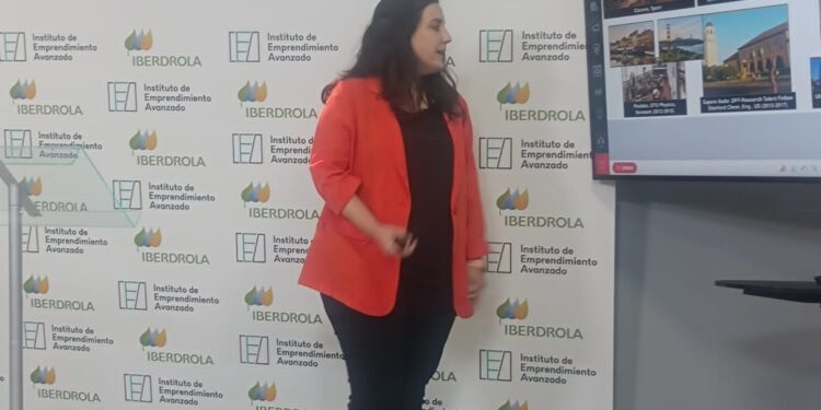 La científica María Escudero inaugura una nueva temporada de los Martes del Emprendedor