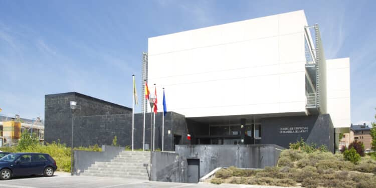 El Ayuntamiento de Boadilla elimina la antigüedad para optar a los despachos en el Centro de Empresas