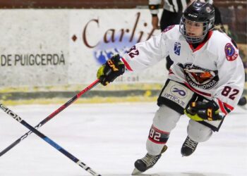Las chicas del Hockey Majadahonda se imponen por 0-3 al Kosner CH Huarte