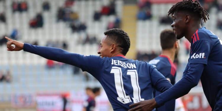 Sigue el efecto Santaelena: el Rayo Majadahonda suma otros tres puntos ante la Cultural Leonesa