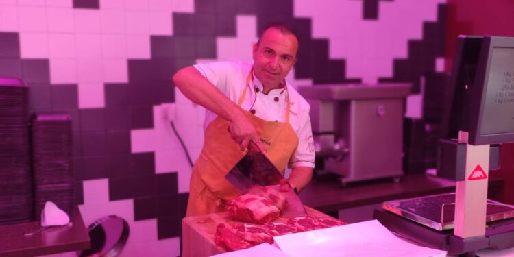 David Ayuso: “Hemos sido bien acogidos por los majariegos y gracias a eso estamos donde estamos”