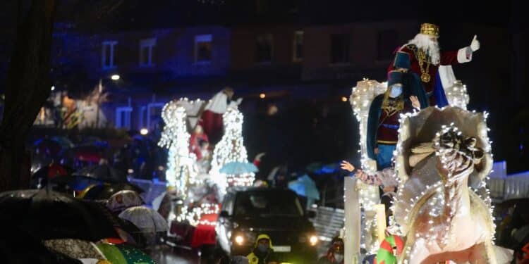 Los Reyes Magos recorrerán Las Rozas y Las Matas con un gran desfile repartiendo toneladas de caramelos
