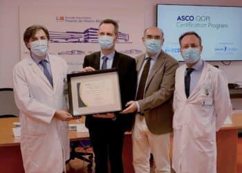 El Hospital Puerta de Hierro recibe la certificación internacional que reconoce su excelencia en la atención a los pacientes oncológicos