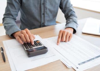 ¿Qué ayudas siguen vigentes para afrontar la cuesta de enero de este año?