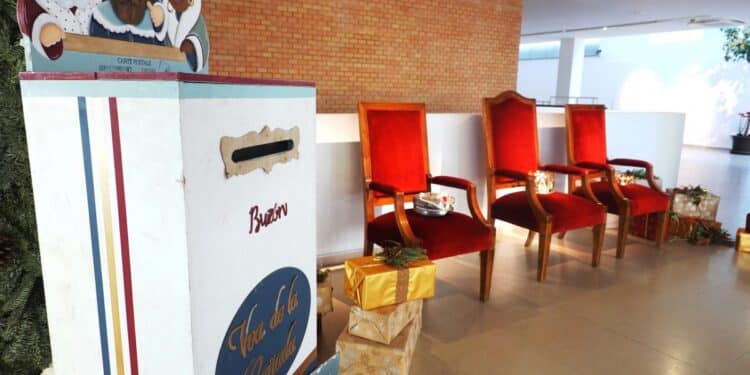 Los Reyes saldrán de la Calle Navarra, en Villanueva de la Cañada e irán acompañados por 16 carrozas de luz