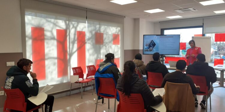 Más de 60 personas encontraron empleo con Cruz Roja en 2022