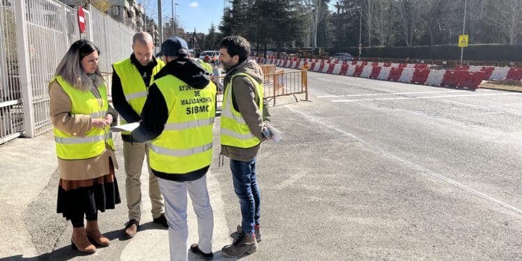 Comienza la construcción de la nueva glorieta en la Avenida de Guadarrama