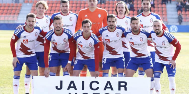 El Rayo Majadahonda antes de su partido ante el Celta B.