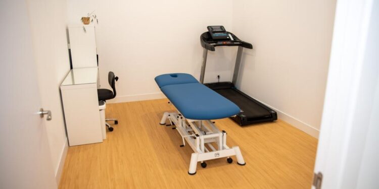 Servicio de fisioterapia en el Complejo Deportivo Condesa de Chinchón de Boadilla