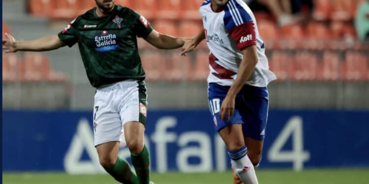 Imagen del partido entre el Rayo Majadahonda y el Racing de Ferrol.