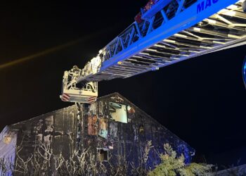 Afectada una casa unifamiliar en Villanueva de la Cañada por un incendio en su fachada