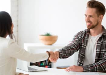 Pozuelo de Alarcón organiza entrevistas para facilitar el acceso al mercado laboral