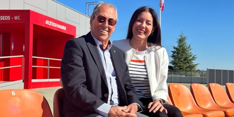 El exjugador del Atlético de Madrid, Adelardo Rodríguez, será el 22 en la lista del PP al Ayuntamiento