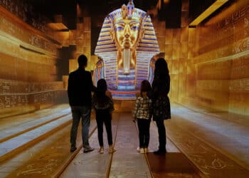 Planes para abril en Madrid: del hipódromo a los musicales de los 90