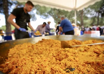 Las Rozas celebra las fiestas de la Virgen del Retamar: paella gigante, romería, juegos tradicionales…