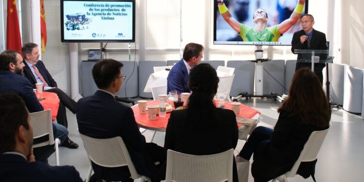 Xinhua pide promover la cooperación entre los medios de comunicación de España y China