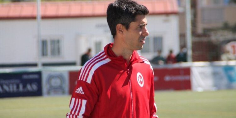 Carlos Cura asume el mando del primer equipo del Rayo Majadahonda