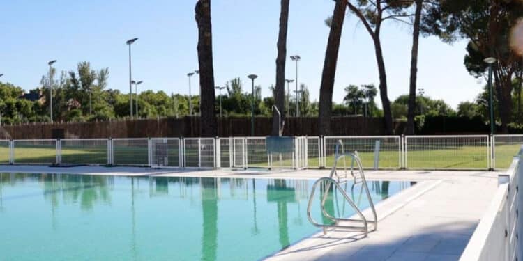 Pozuelo abre la piscina de verano del polideportivo Carlos Ruiz este fin de semana