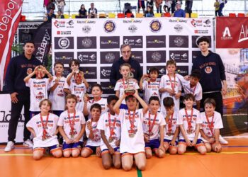 Los benjamines del Club Baloncesto Majadahonda se alzan como campeones de Madrid