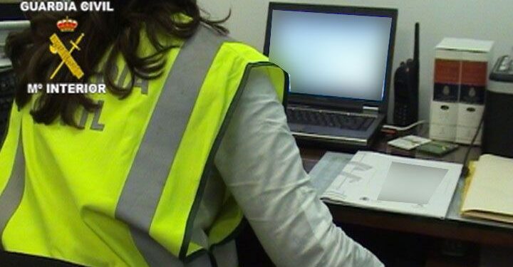 La Guardia Civil detiene a los integrantes de un grupo que pidió un préstamo usando documentación falsa