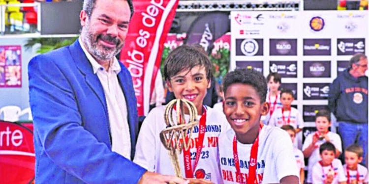 Jaime Amaya, estrella junior del baloncesto majariego