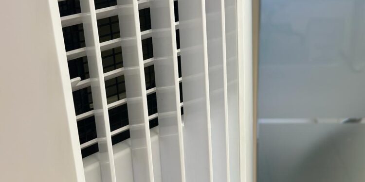 El Ayuntamiento instalará equipos de climatización en los colegios electorales el 23J