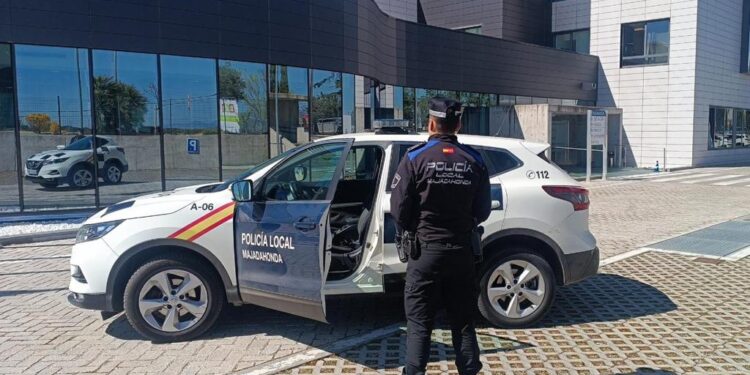 La Policía Local de Majadahonda detiene a un varón por tráfico de drogas abonadas mediante Bizum