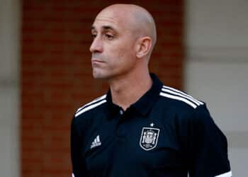 Rubiales suma otra polémica con un supuesto viaje personal con fondos de la RFEF