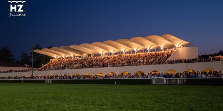 El Hipódromo de La Zarzuela pone el broche final a “las Noches del Hipódromo”