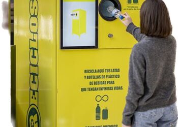 El valor de los puntos del programa de reciclado en Las Rozas se destinará al proyecto medioambiental de Cruz Roja