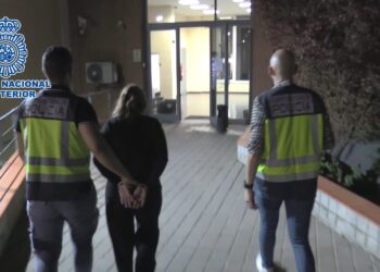 Detenida una red de estafadores que operaba en el transporte público madrileño