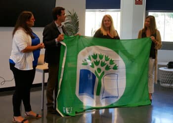 Ocho centros escolares de Las Rozas renuevan sus banderas verdes