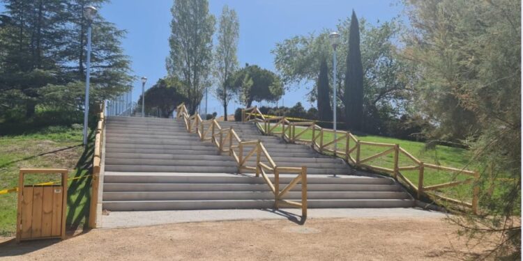 El PSOE denuncia “barreras arquitectónicas” en el nuevo Parque Goya