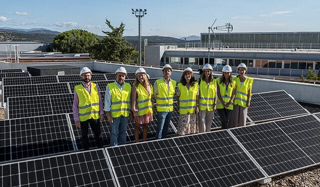 Finaliza la instalación de paneles solares en los 11 colegios públicos de Las Rozas